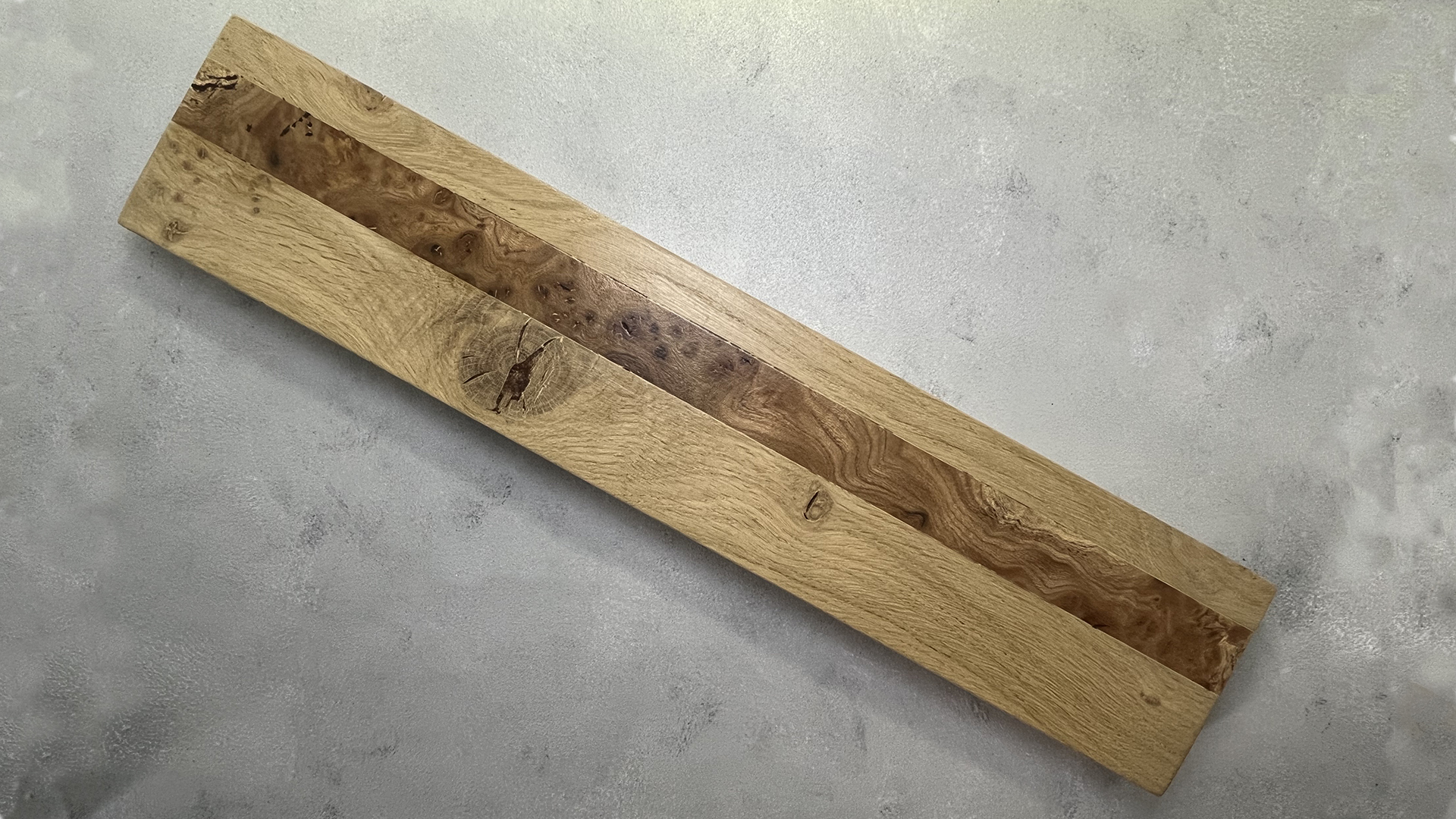 Porte-couteau aimanté grand modèle loupe d'orme PBDesign artisanal